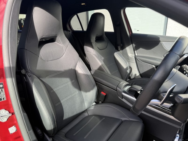 2021 (21) MERCEDES-BENZ A CLASS A35 4Matic Premium 5dr Auto 5067151