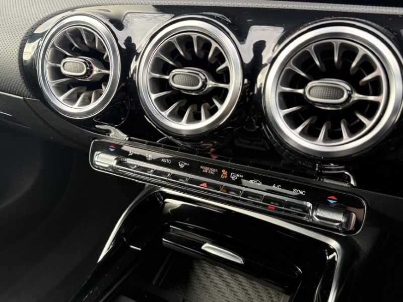 2021 (21) MERCEDES-BENZ A CLASS A35 4Matic Premium 5dr Auto 5067108