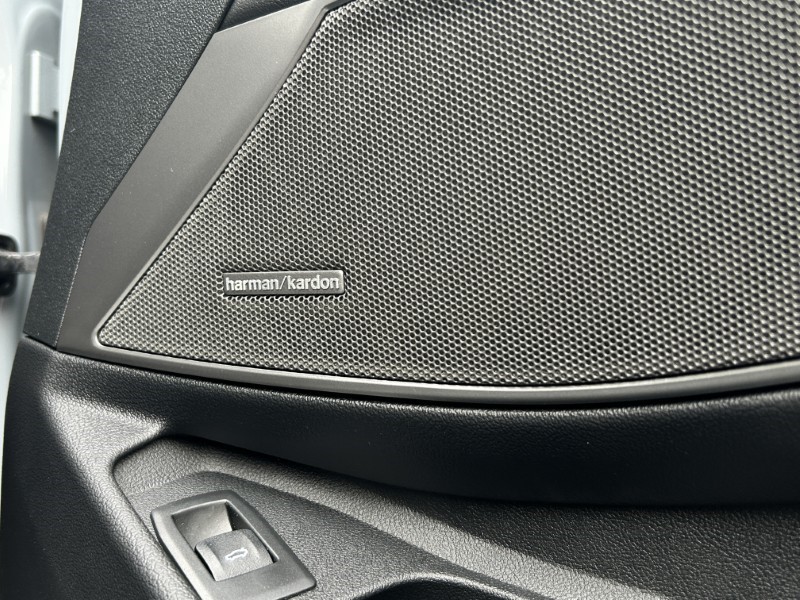 2022 (22) BMW M3 xDrive Competition M 4dr Step Auto [M Carbon] 5079971