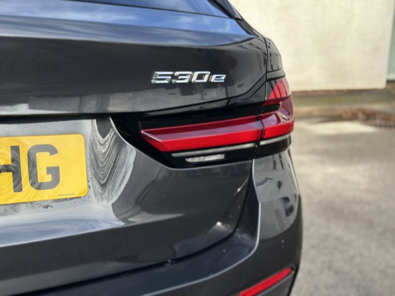 2024 (74) BMW 5 SERIES 530e M Sport 5dr Auto 5094905