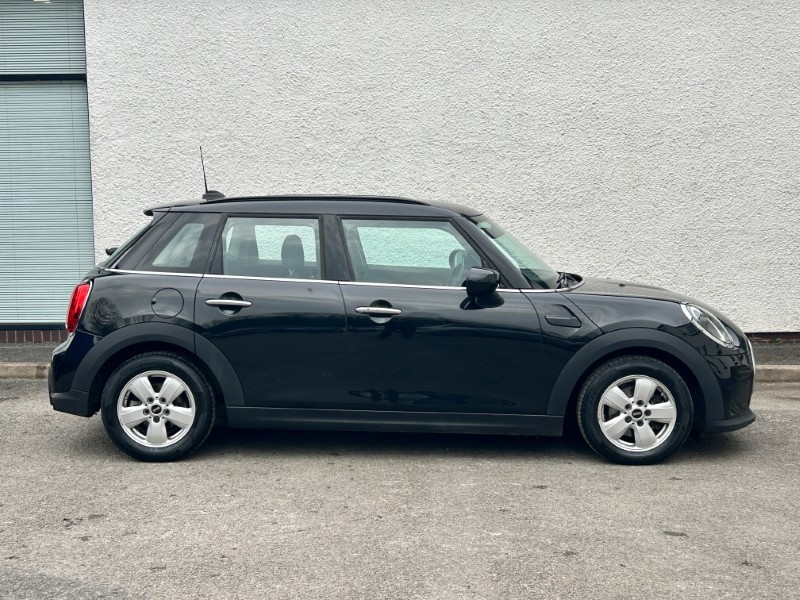 2022 (22) MINI HATCHBACK 1.5 Cooper Classic 5dr 5145168