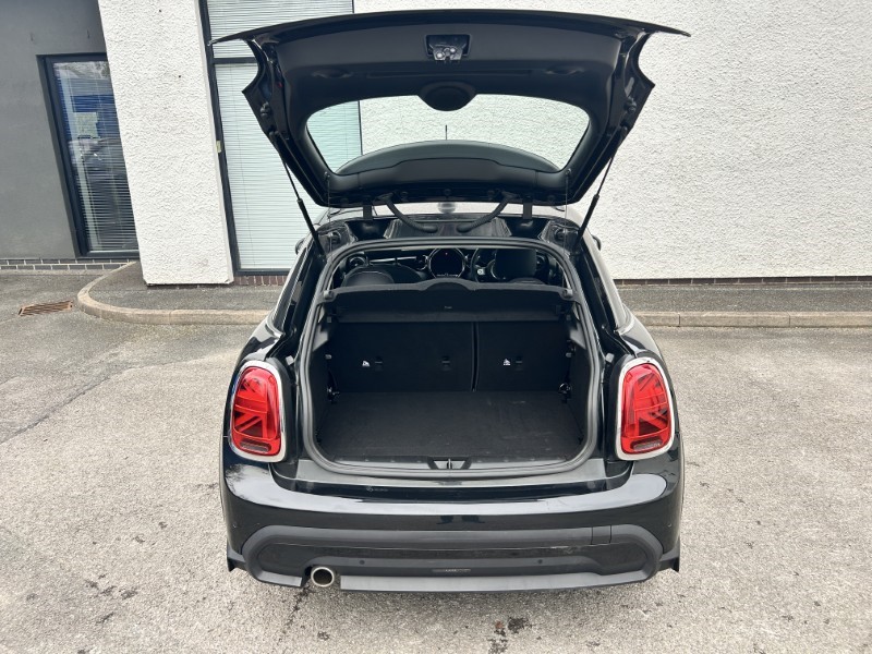 2022 (22) MINI HATCHBACK 1.5 Cooper Classic 5dr 5145163