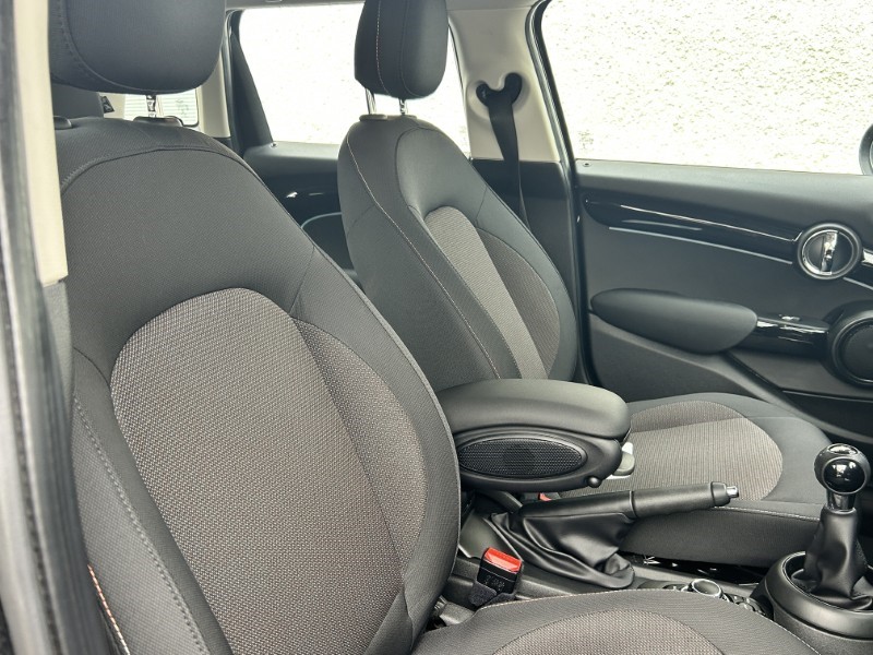 2022 (22) MINI HATCHBACK 1.5 Cooper Classic 5dr 5145170