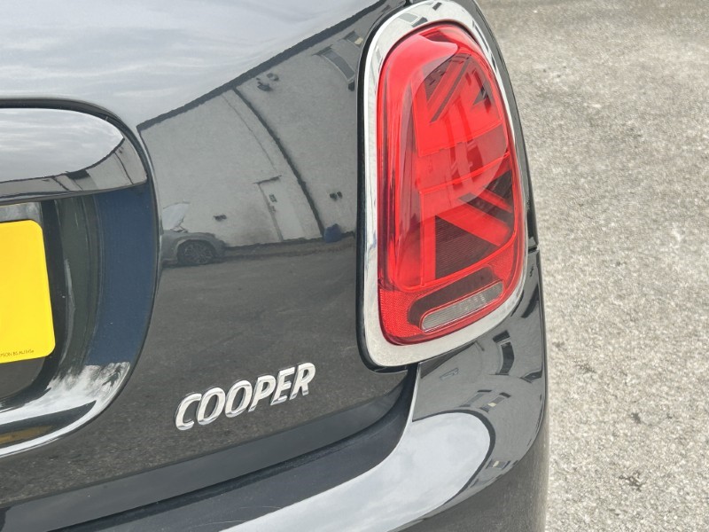 2022 (22) MINI HATCHBACK 1.5 Cooper Classic 5dr 5145166