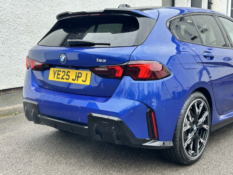 2025 (25) BMW 1 SERIES 123 xDrive M Sport 5dr Step Auto 5094252