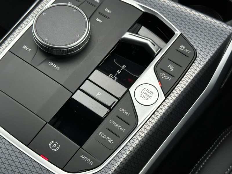 2025 (25) BMW 3 SERIES 320i M Sport 4dr Step Auto 5092262