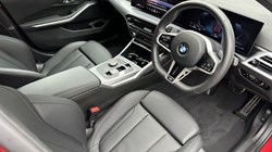 2025 (25) BMW 3 SERIES 320i M Sport 4dr Step Auto 5092279