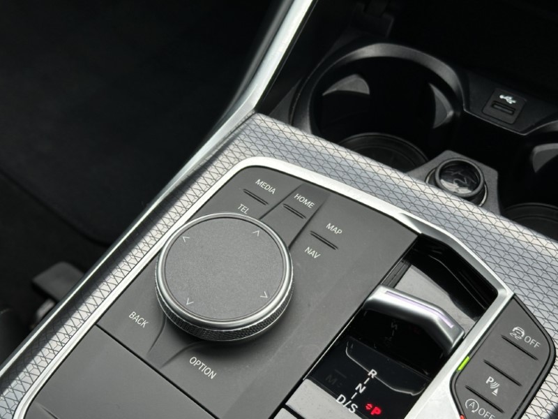 2025 (25) BMW 3 SERIES 320i M Sport 4dr Step Auto 5092261