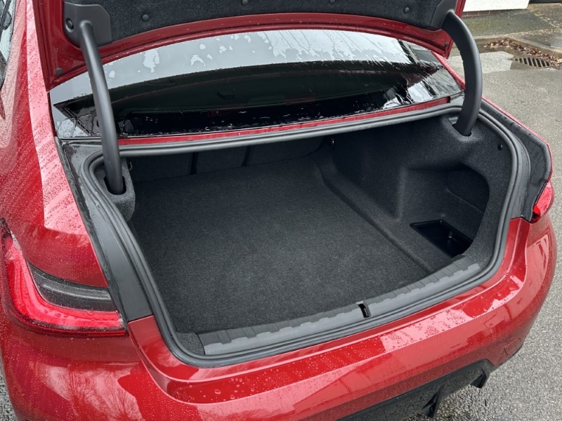 2025 (25) BMW 3 SERIES 320i M Sport 4dr Step Auto 5092275