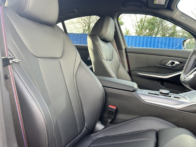 2025 (25) BMW 3 SERIES 320i M Sport 4dr Step Auto 5122865