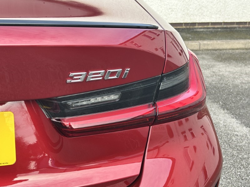 2025 (25) BMW 3 SERIES 320i M Sport 4dr Step Auto 5122860