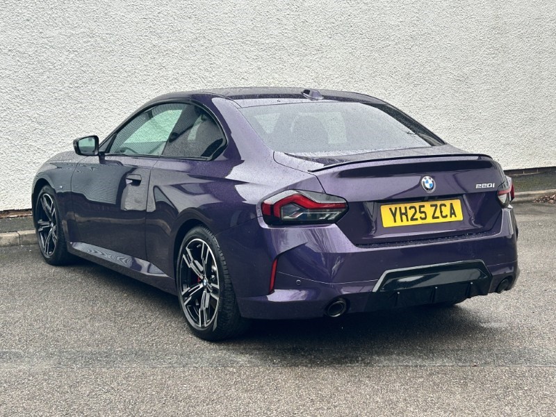 2025 (25) BMW 2 SERIES 220i M Sport 2dr Step Auto 5096585