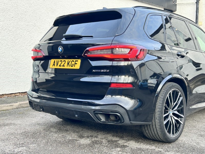 2022 (22) BMW X5 xDrive30d MHT M Sport 5dr Auto 5126245