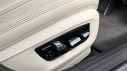 2022 (22) BMW 5 SERIES 520d xDrive MHT M Sport 4dr Step Auto 5267558