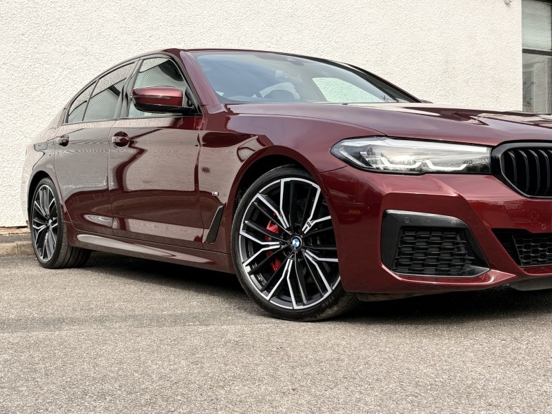 2022 (22) BMW 5 SERIES 520d xDrive MHT M Sport 4dr Step Auto 5267569