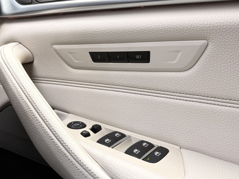 2022 (22) BMW 5 SERIES 520d xDrive MHT M Sport 4dr Step Auto 5267536