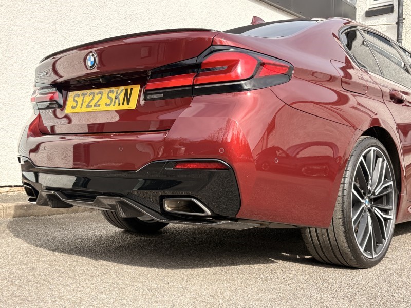 2022 (22) BMW 5 SERIES 520d xDrive MHT M Sport 4dr Step Auto 5267554