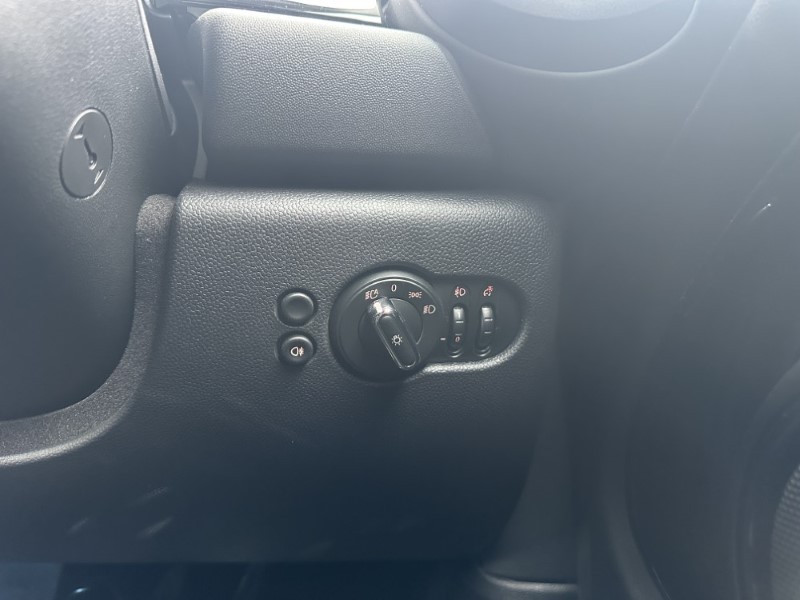 2023 (73) MINI HATCHBACK 1.5 Cooper Classic Premium 3dr 5199006