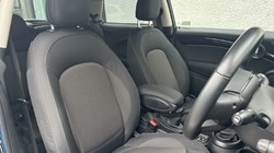 2023 (73) MINI HATCHBACK 1.5 Cooper Classic Premium 3dr 5199015