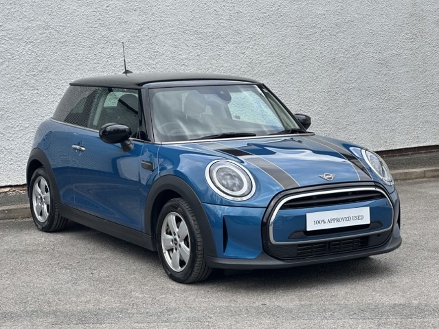 2023 (73) MINI HATCHBACK 1.5 Cooper Classic Premium 3dr
