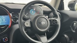 2023 (73) MINI HATCHBACK 1.5 Cooper Classic Premium 3dr 5198992