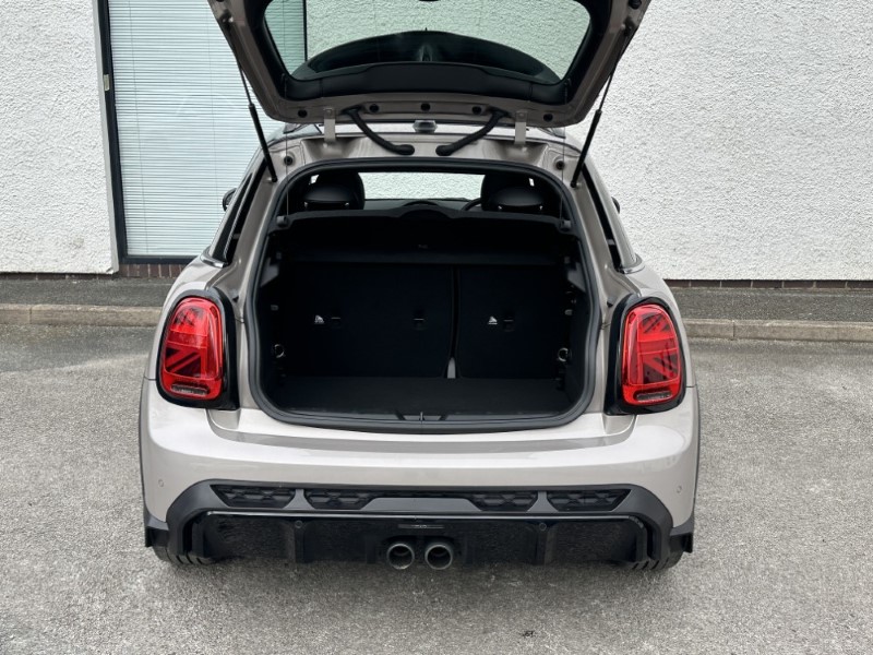 2023 (23) MINI HATCHBACK 2.0 Cooper S Sport Premium Plus 5dr Auto 5210596