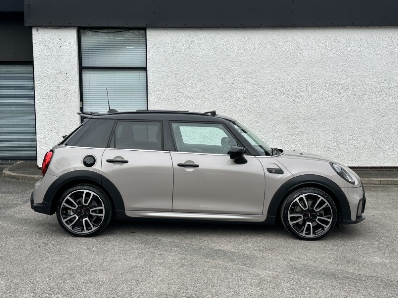 2023 (23) MINI HATCHBACK 2.0 Cooper S Sport Premium Plus 5dr Auto 5210586