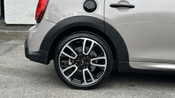 2023 (23) MINI HATCHBACK 2.0 Cooper S Sport Premium Plus 5dr Auto 5210587