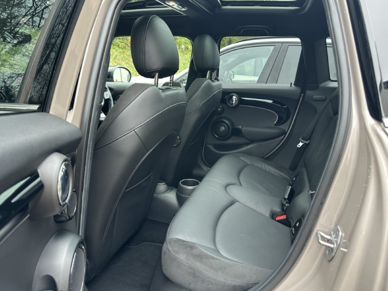 2023 (23) MINI HATCHBACK 2.0 Cooper S Sport Premium Plus 5dr Auto 5210574