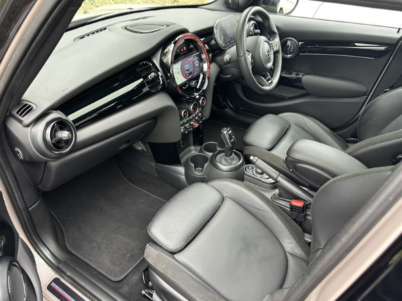 2023 (23) MINI HATCHBACK 2.0 Cooper S Sport Premium Plus 5dr Auto 5210575