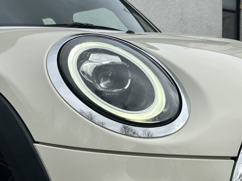 2020 (69) MINI HATCHBACK 1.5 One Classic II 5dr Auto [Comfort/Nav Pack] 5219536