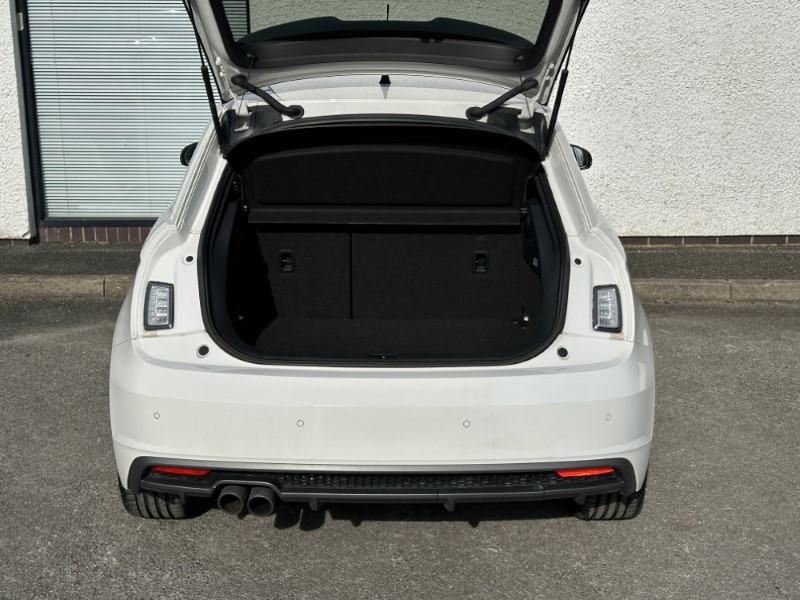 2016 (66) AUDI A1 1.4 TFSI S Line 5dr 5205322