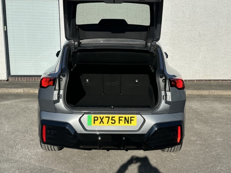 2025 (75) BMW iX2 150kW eDrive20 Shadow Edition 65kWh 5dr Auto 5134315