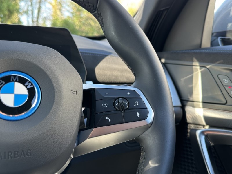 2025 (75) BMW iX2 150kW eDrive20 Shadow Edition 65kWh 5dr Auto 5134340