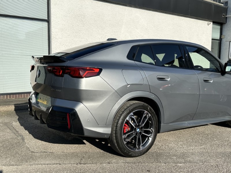 2025 (75) BMW iX2 150kW eDrive20 Shadow Edition 65kWh 5dr Auto 5134322