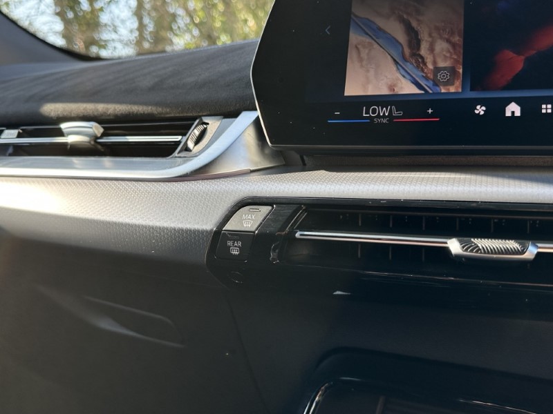 2025 (75) BMW iX2 150kW eDrive20 Shadow Edition 65kWh 5dr Auto 5134337