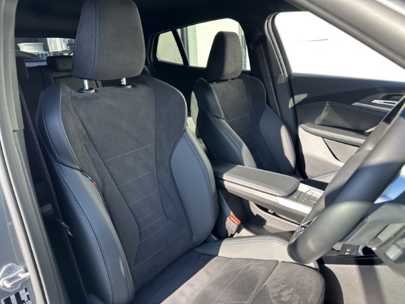 2025 (75) BMW iX2 150kW eDrive20 Shadow Edition 65kWh 5dr Auto 5134320