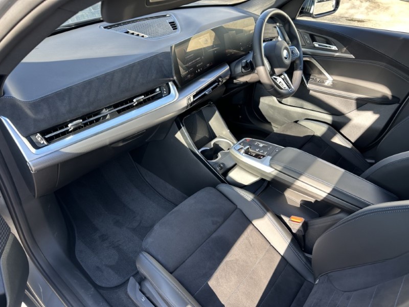 2025 (75) BMW iX2 150kW eDrive20 Shadow Edition 65kWh 5dr Auto 5134353