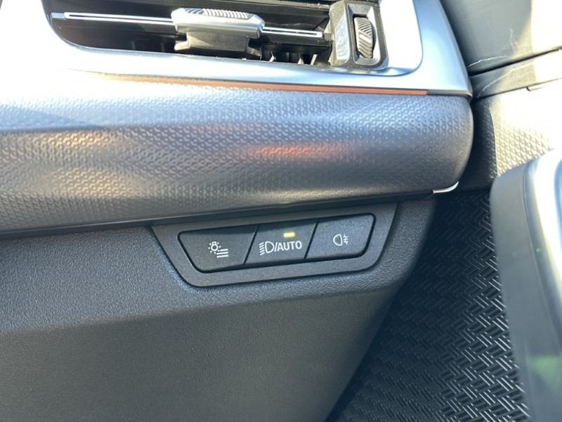 2025 (75) BMW iX2 150kW eDrive20 Shadow Edition 65kWh 5dr Auto 5134341