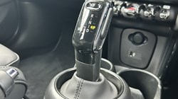 2024 (24) MINI HATCHBACK 1.5 Cooper Exclusive Premium 5dr Auto 5217899