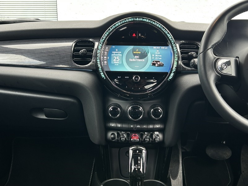 2024 (24) MINI HATCHBACK 1.5 Cooper Exclusive Premium 5dr Auto 5217912
