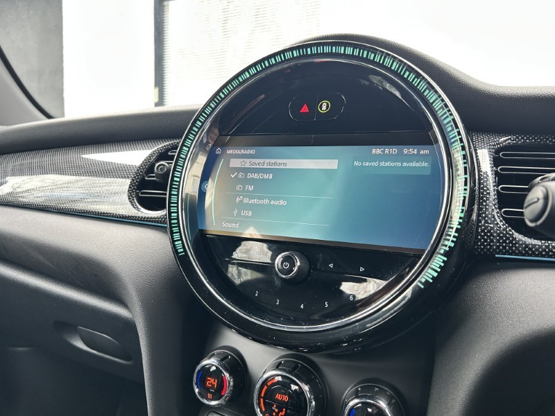 2024 (24) MINI HATCHBACK 1.5 Cooper Exclusive Premium 5dr Auto 5217893