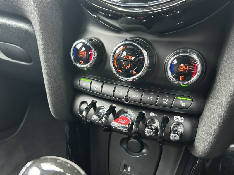 2024 (24) MINI HATCHBACK 1.5 Cooper Exclusive Premium 5dr Auto 5217897