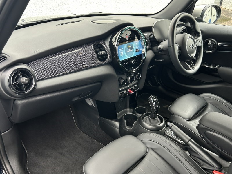 2024 (24) MINI HATCHBACK 1.5 Cooper Exclusive Premium 5dr Auto 5217914