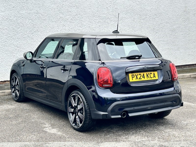 2024 (24) MINI HATCHBACK 1.5 Cooper Exclusive Premium 5dr Auto 5217905