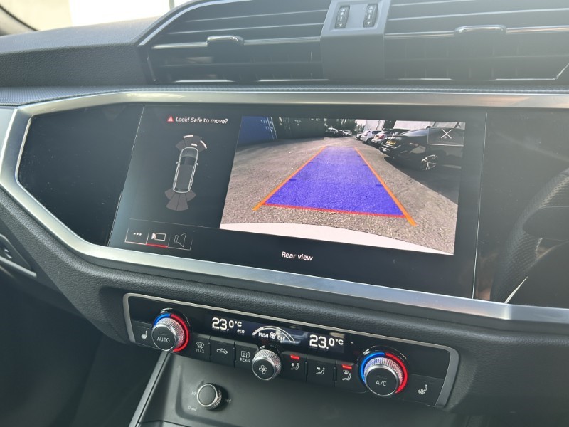 2022 (72) AUDI Q3 35 TFSI S Line 5dr S Tronic 5205538