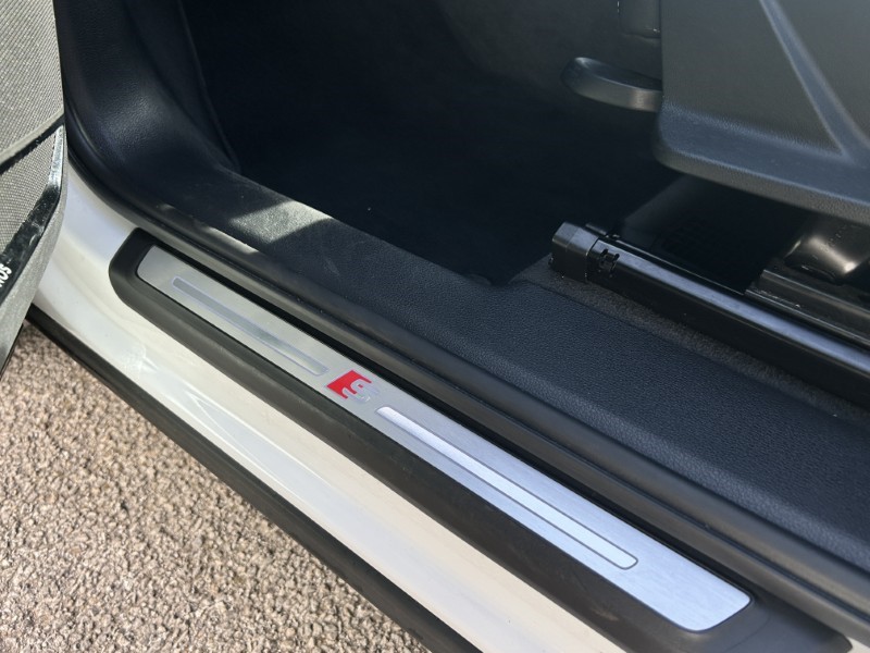 2022 (72) AUDI Q3 35 TFSI S Line 5dr S Tronic 5205558