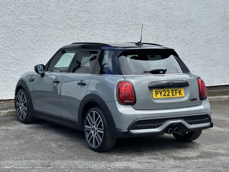 2022 (22) MINI HATCHBACK 2.0 Cooper S Exclusive 5dr Auto 5218769