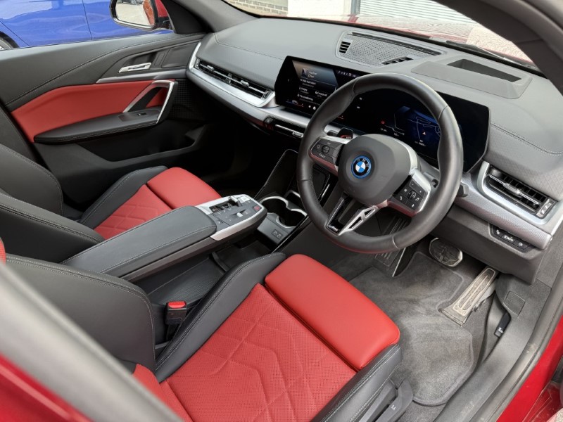 2026 (26) BMW iX2 150kW eDrive20 M Sport 65kWh 5dr Auto [Tech/Pro] 5707204