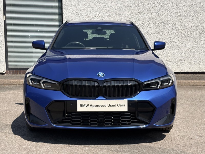 2026 (26) BMW 3 SERIES 330e 22.3 kWh M Sport 5dr Step Auto [Pro Pack] 5595277